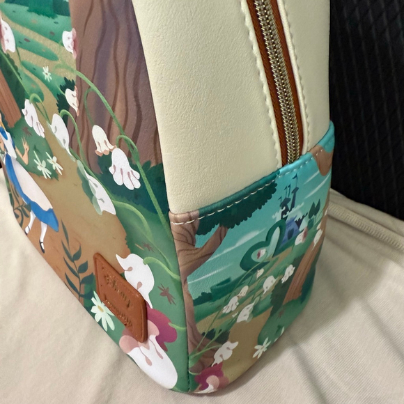 Loungefly Disney Alice in Wonderland Green Beige Mini Backpack One Size - Picture 4 of 6